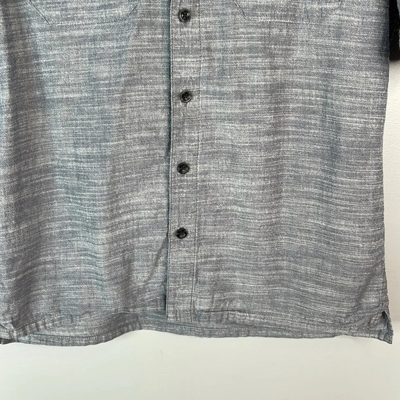 WOOLRICH Mens Blue Marled Chambray Button Up Shirt Short Sleeves Cotton Preppy S - Picture 4 of 11